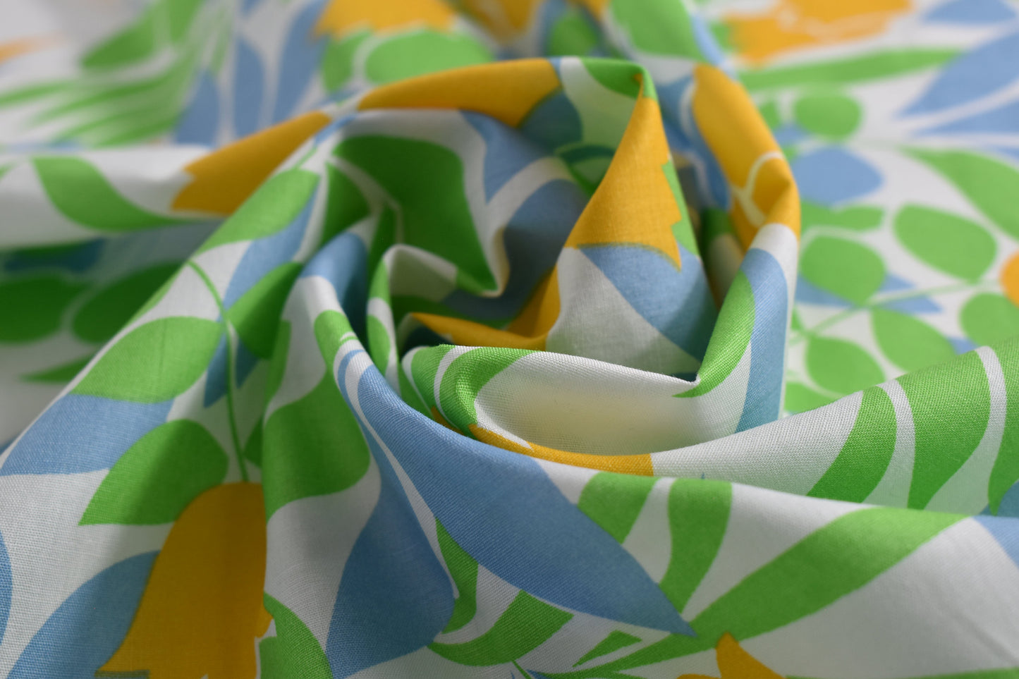 Popelina Algodón  Estampado Floral Azul Verde Amarillo