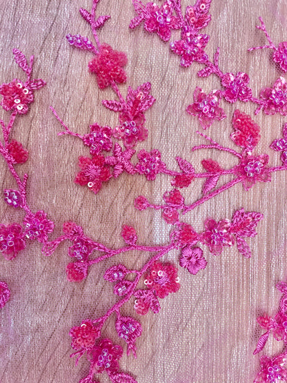 Tul Bordado con Flores de Cerezo en Relieve y Lentejuelas
