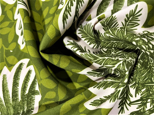 Seda francesa con palmeras estilo grabado en verde, tela drapeada