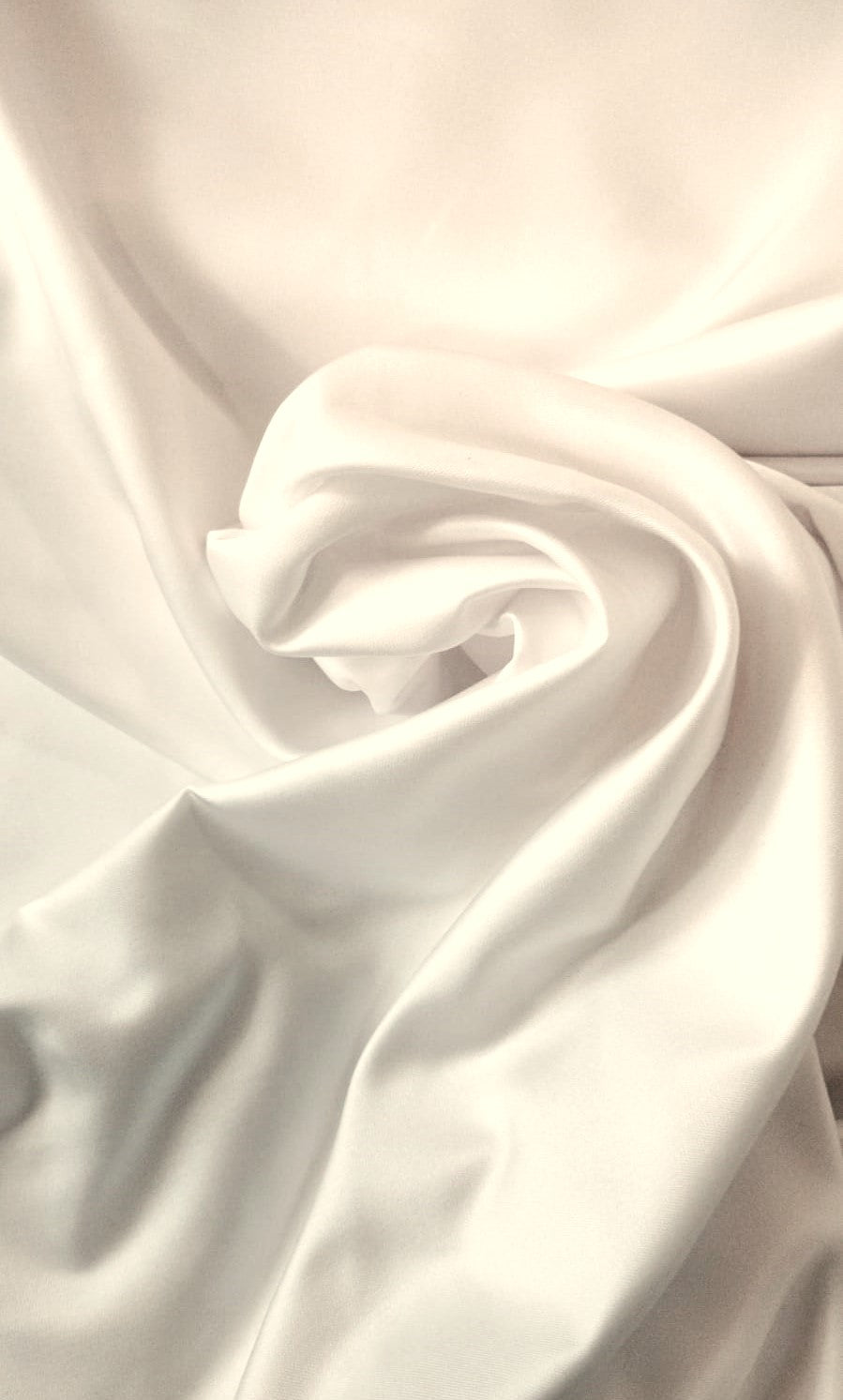 Satin Liviano Stretch Spandex - Brillo y Caída Excepcional